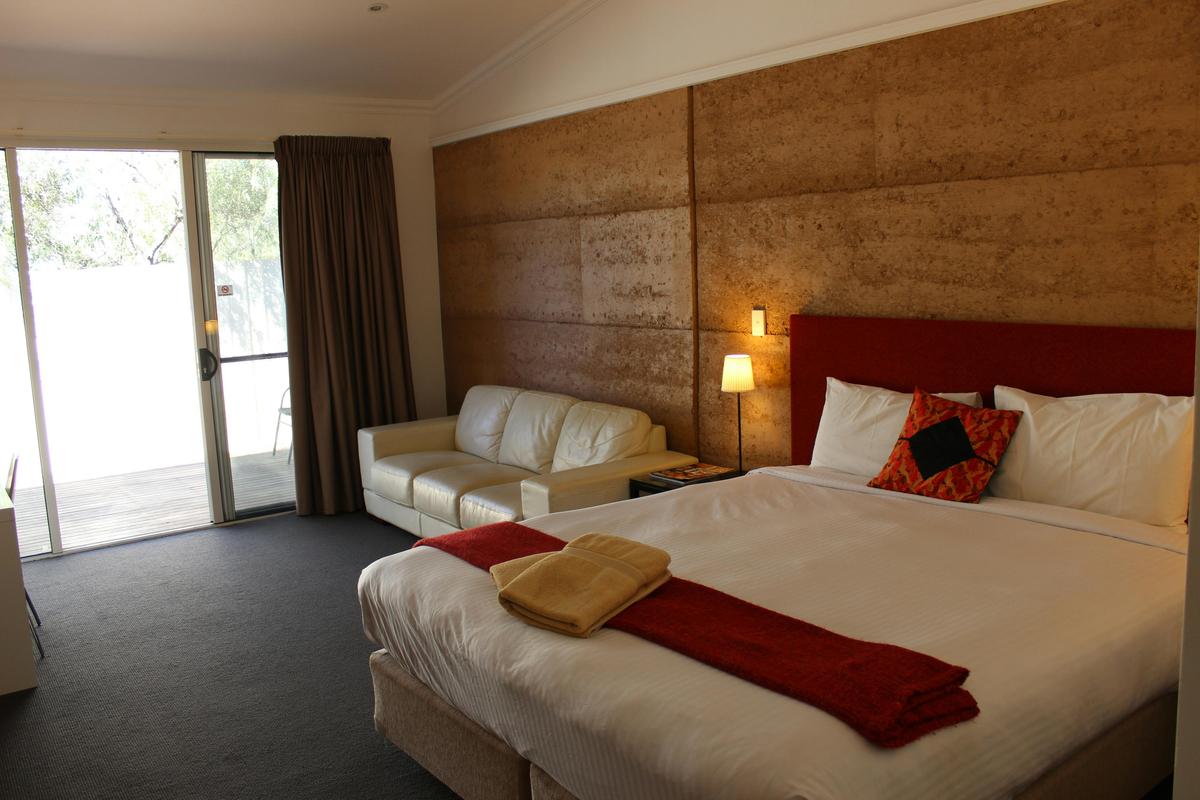King Bed Deluxe Room
