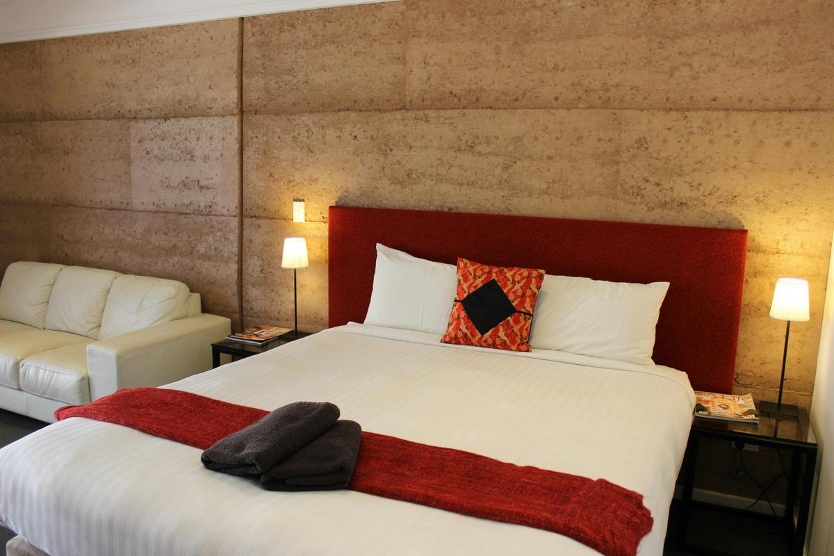 King Bed Deluxe Room
