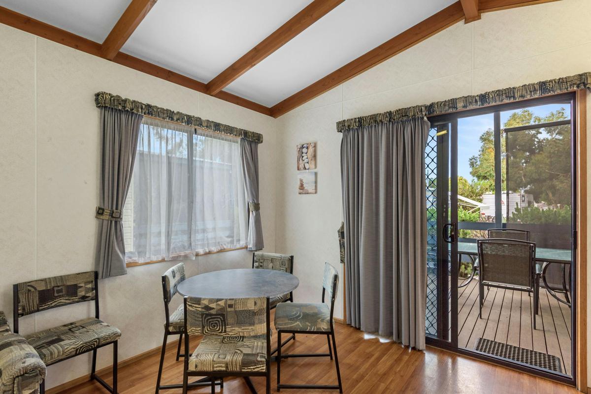Standard Two Bedroom Cabin - Sleeps 5