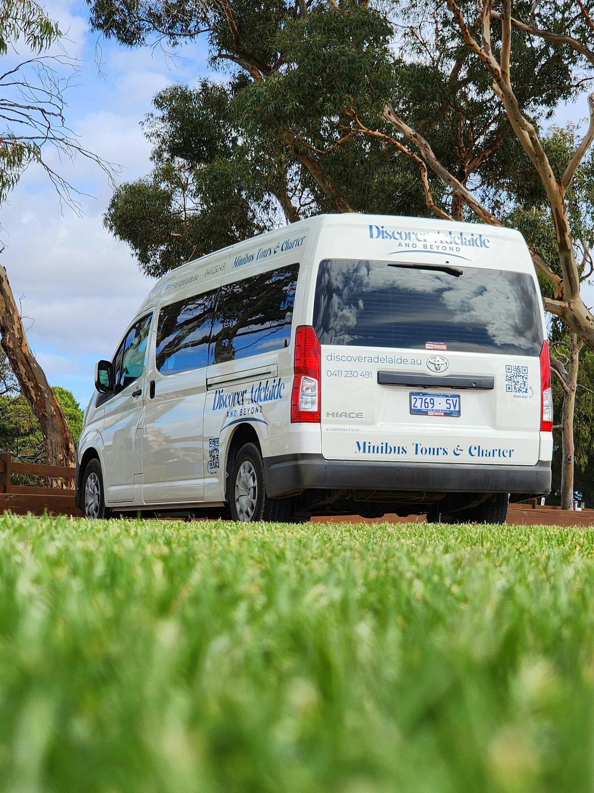 Discover Adelaide minibus