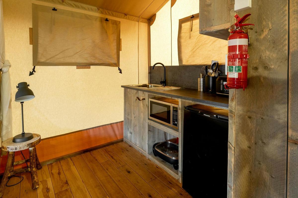 Glamping Tent - Sleeps 6