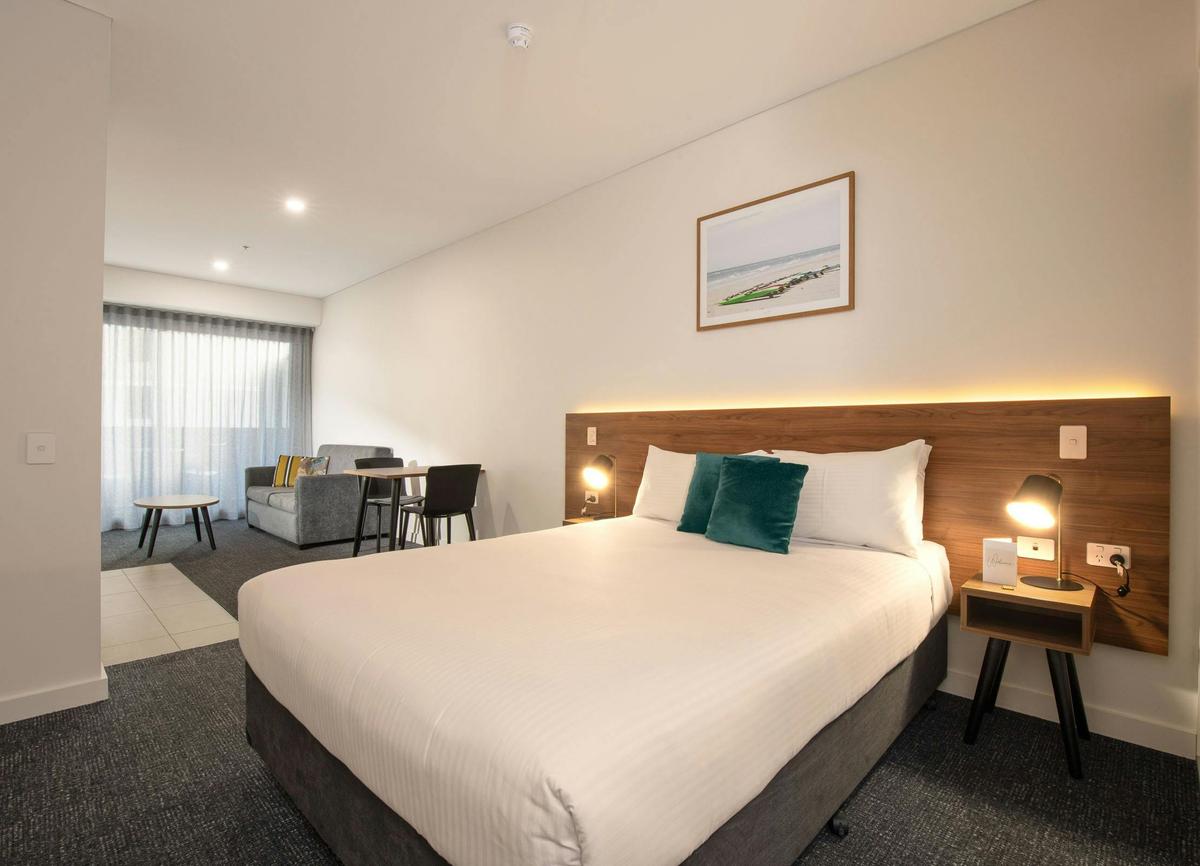 Deluxe Studio Apartment