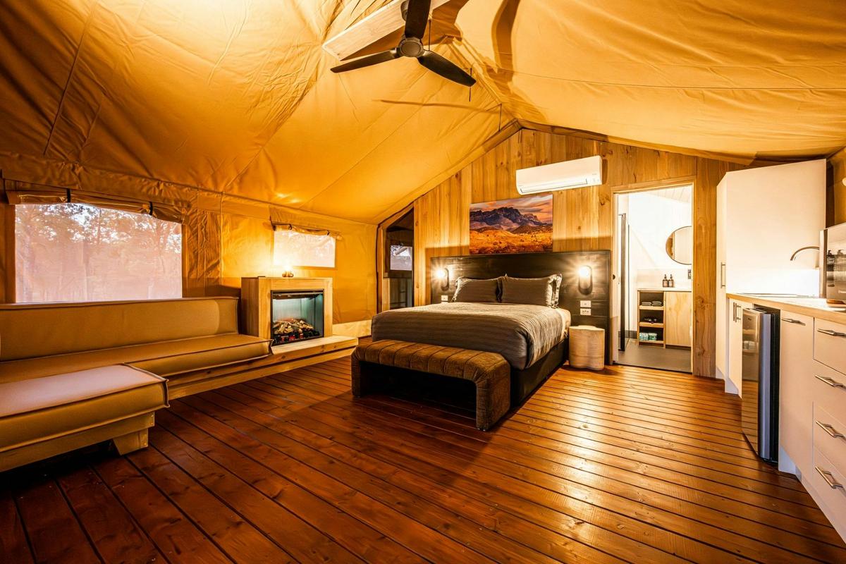 Deluxe Tent