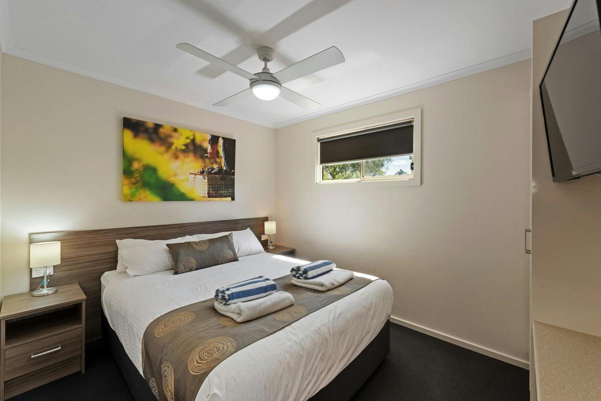 Deluxe One Bedroom Balcony Cabin
