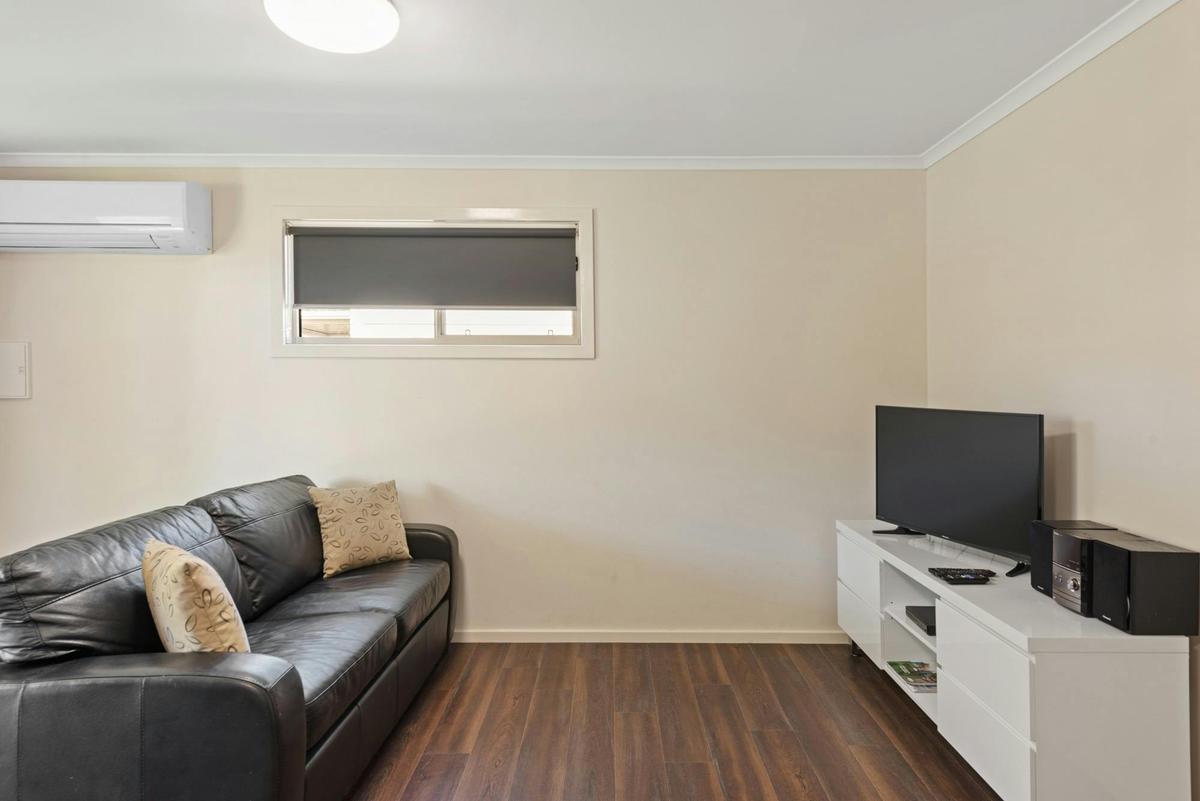 Deluxe One Bedroom Balcony Cabin