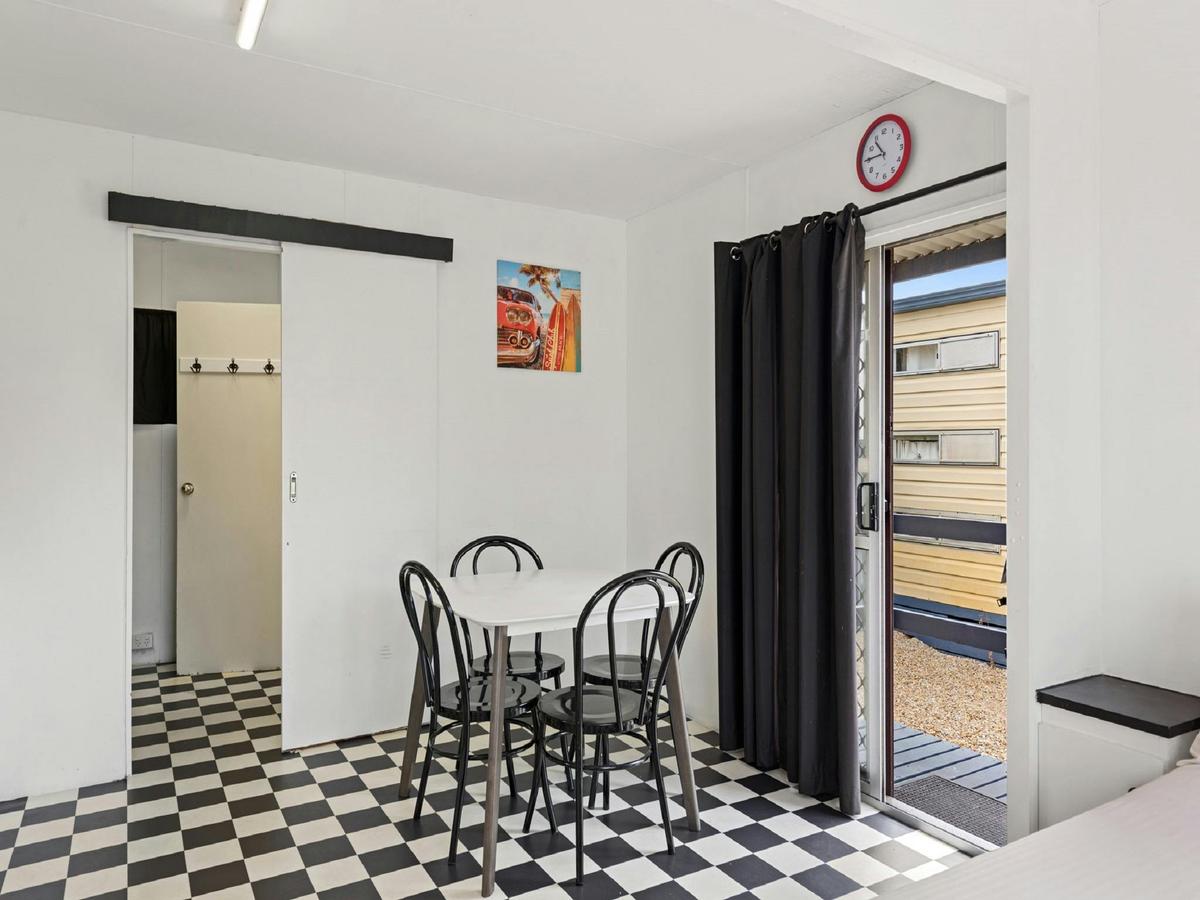 Economy Cabin - Sleeps 4