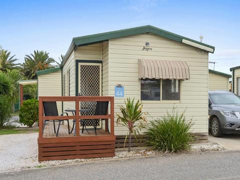 Standard 1 Bedroom Cabin - Pet Friendly