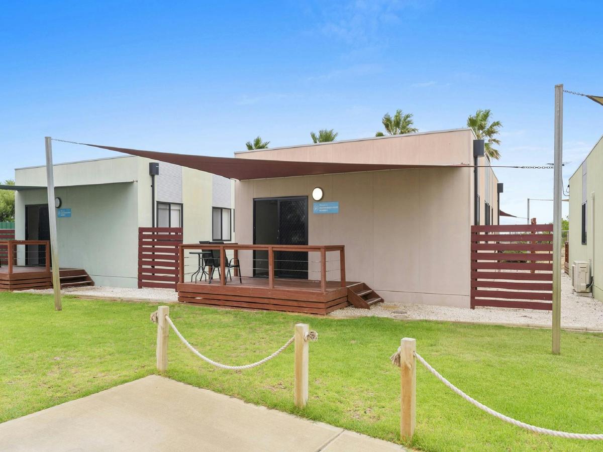 Deluxe 3 Bedroom Cabin
