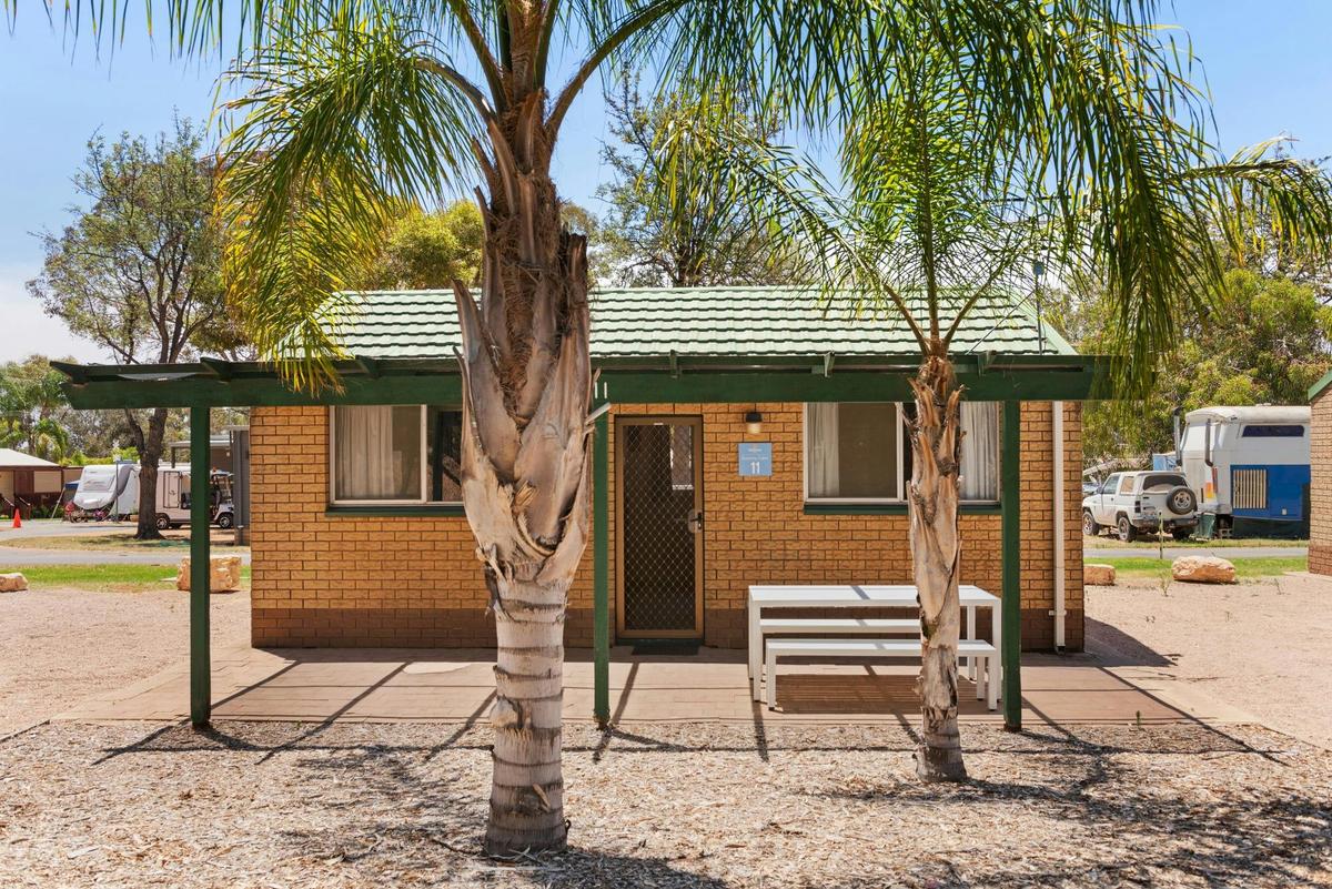 Economy Park Cabins