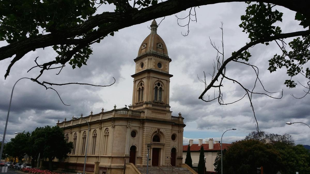 North Adelaide: Mansions & History Walking Tour