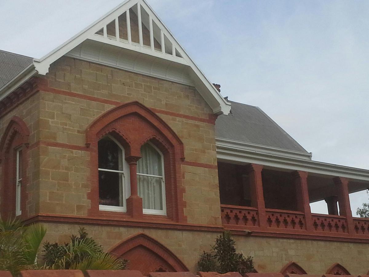 Adelaide: East and South Terraces Walking Tour