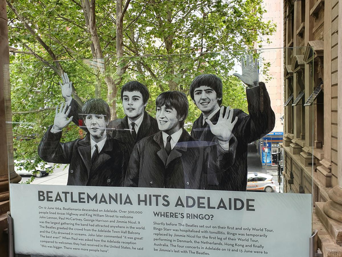 Adelaide: Victoria Square Guided Walking Tour