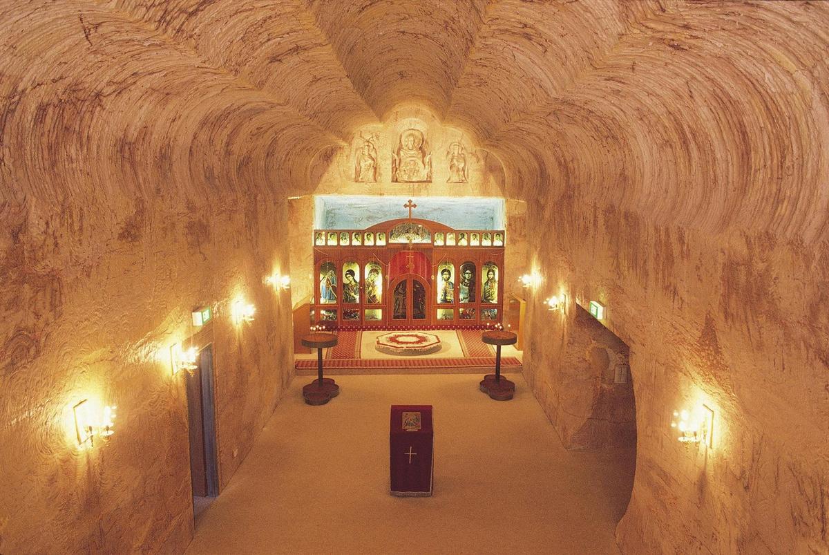 Coober Pedy, Lake Eyre and The Oodnadatta Track
