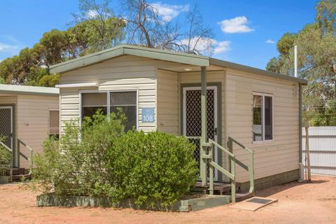 Economy Studio Cabin - Pet Friendly
