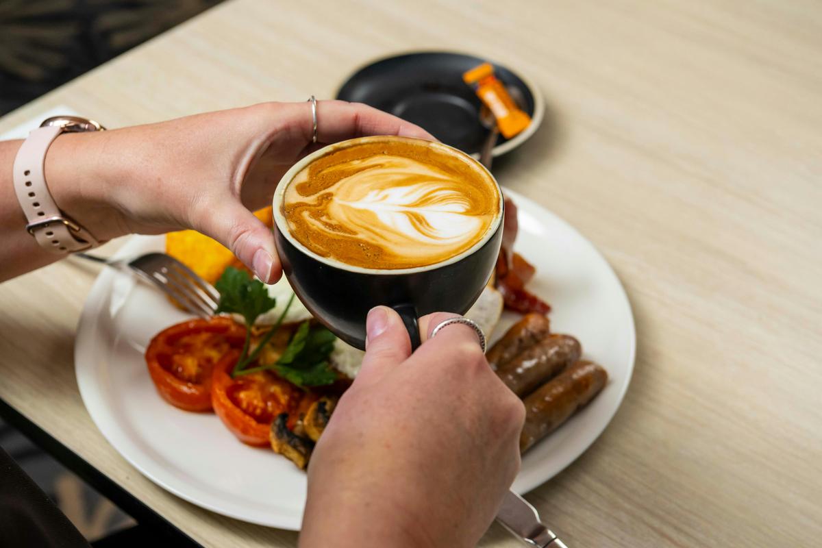 Coffee with breakfast