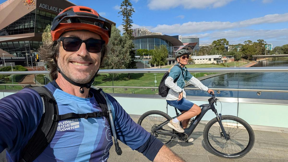 Adelaide City, river & Coast E-Bike Tour (Private)