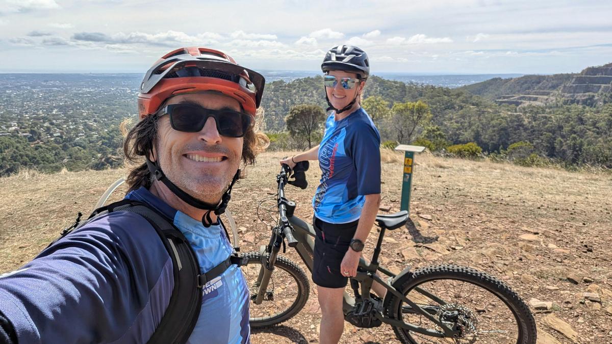 Mount Lofty to Adelaide E-Bike Experience (Private Tour)