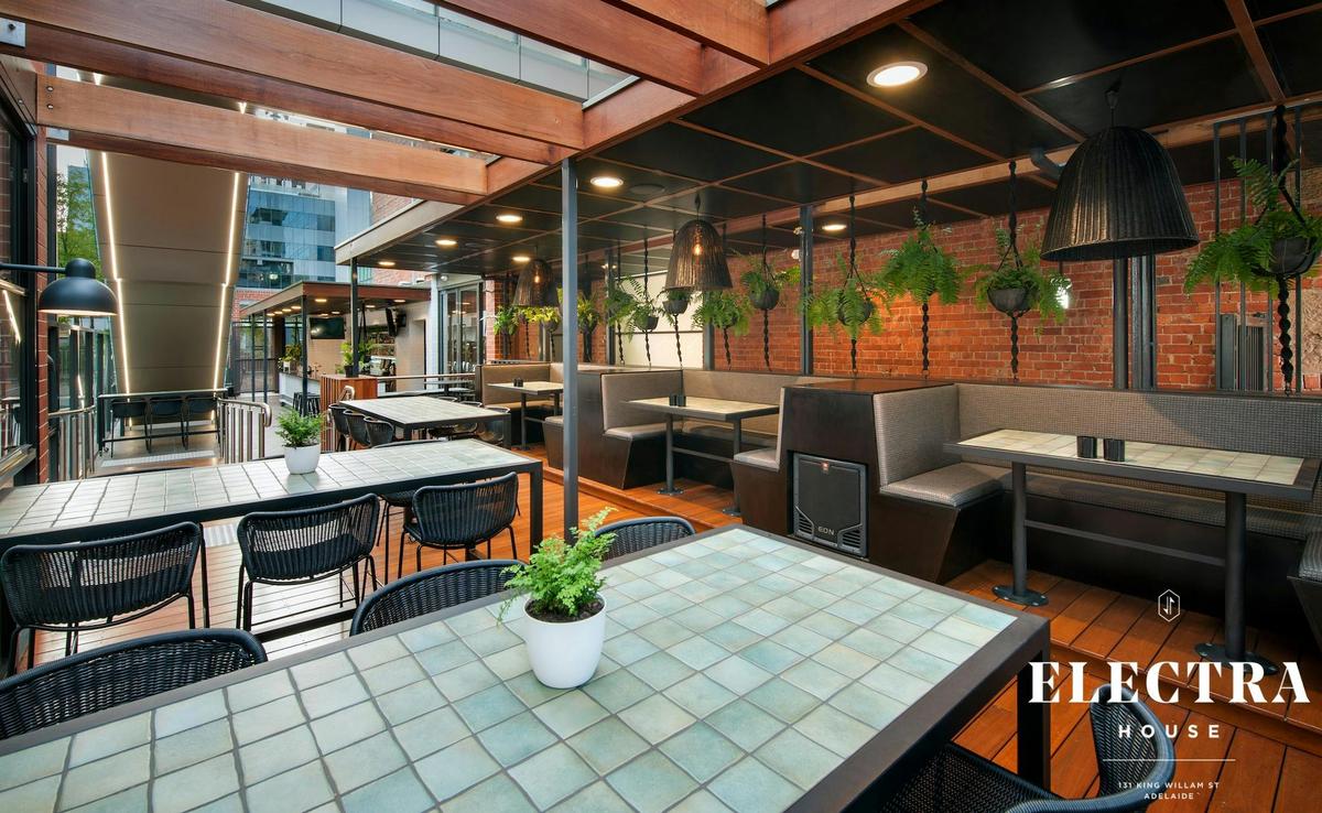 Garden Bar