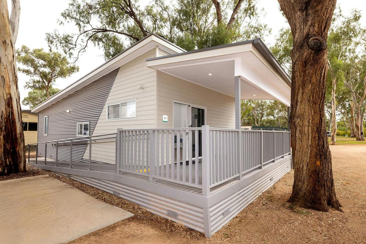 Double Cabins