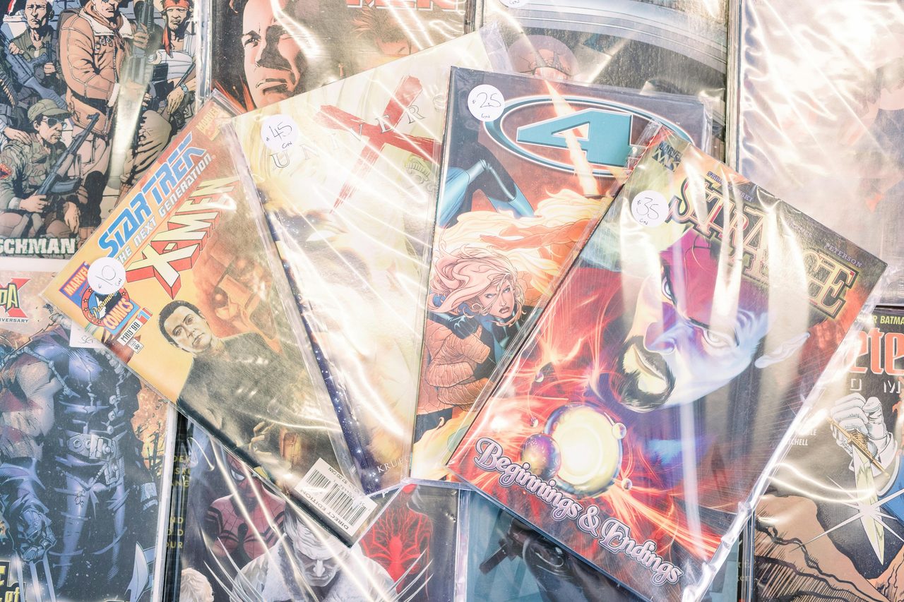 Tomcat Books and Comics