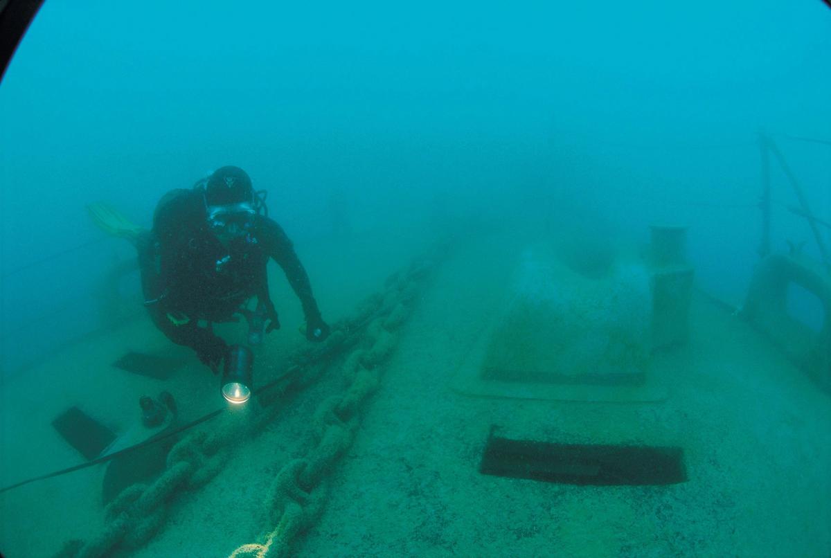 ex HMAS Hobart Dive Site