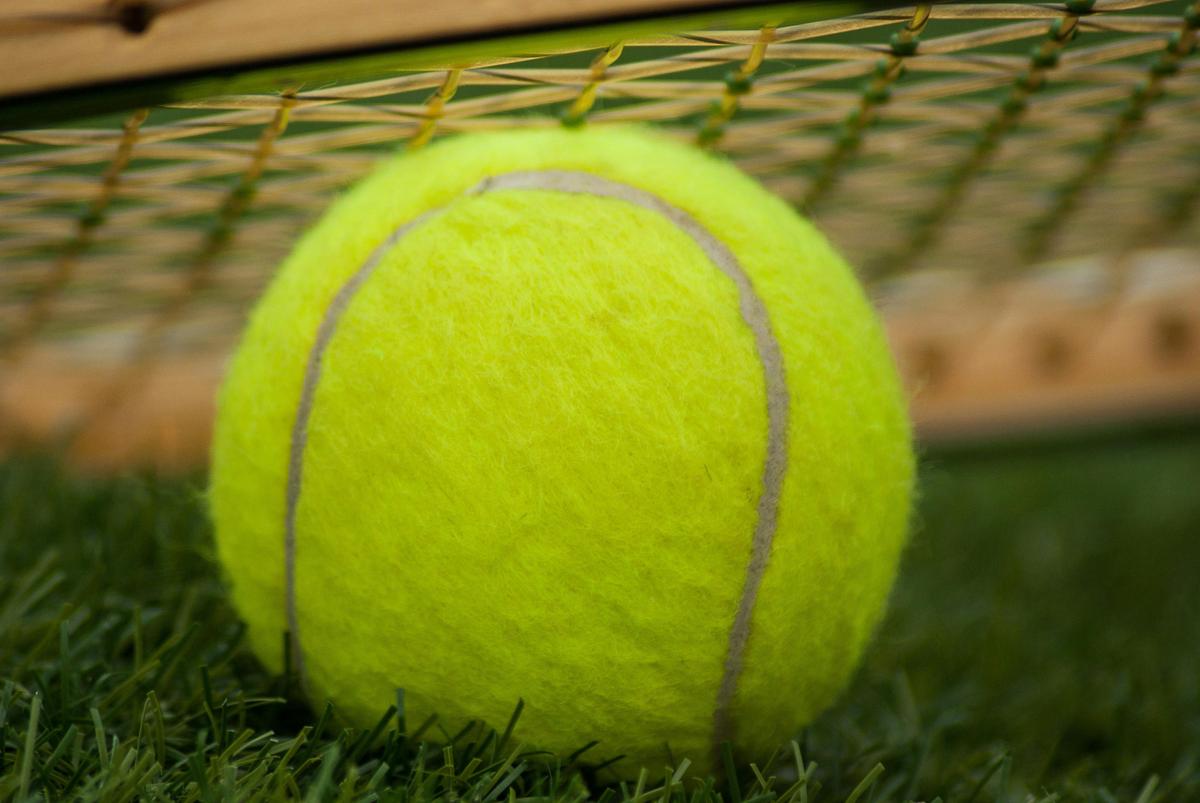 Grass-court Tennis