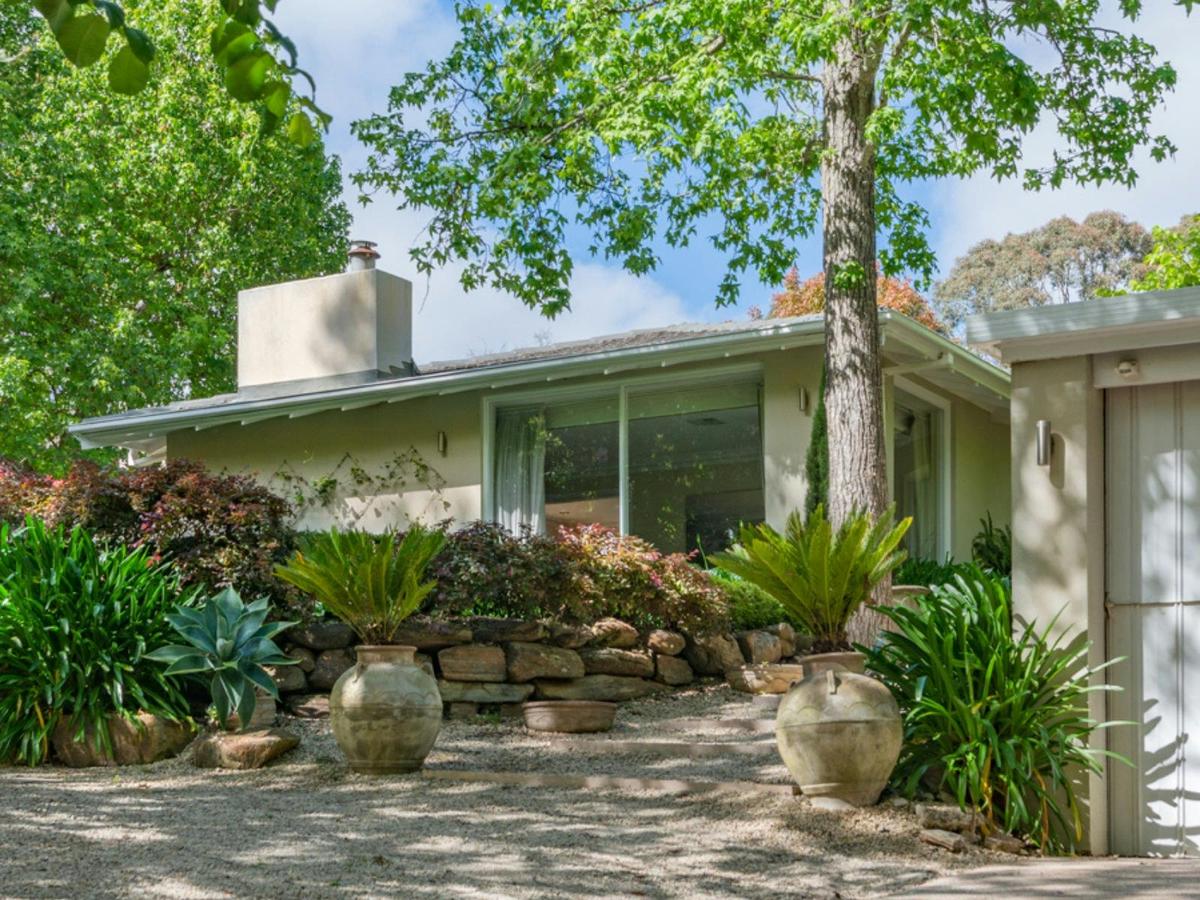 The front view of Forest View house