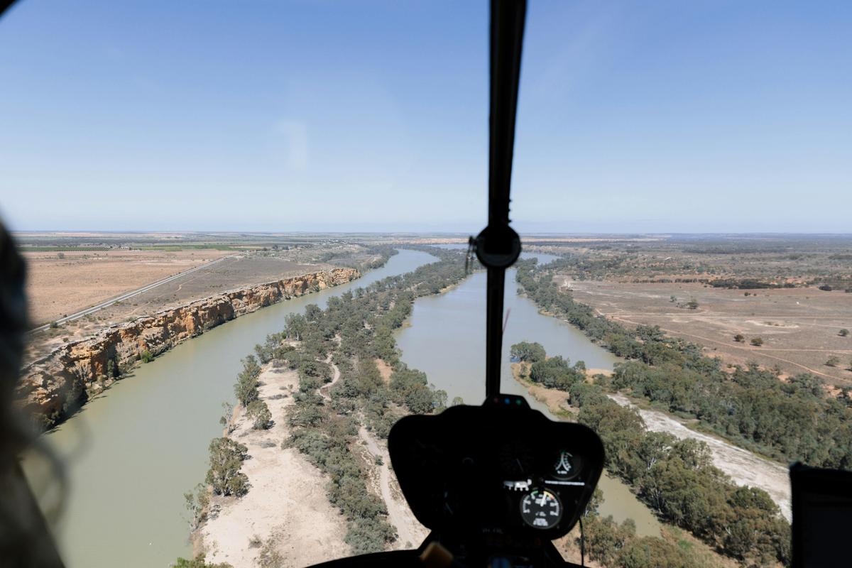 Epic South Australian Helicopter Pub Crawl