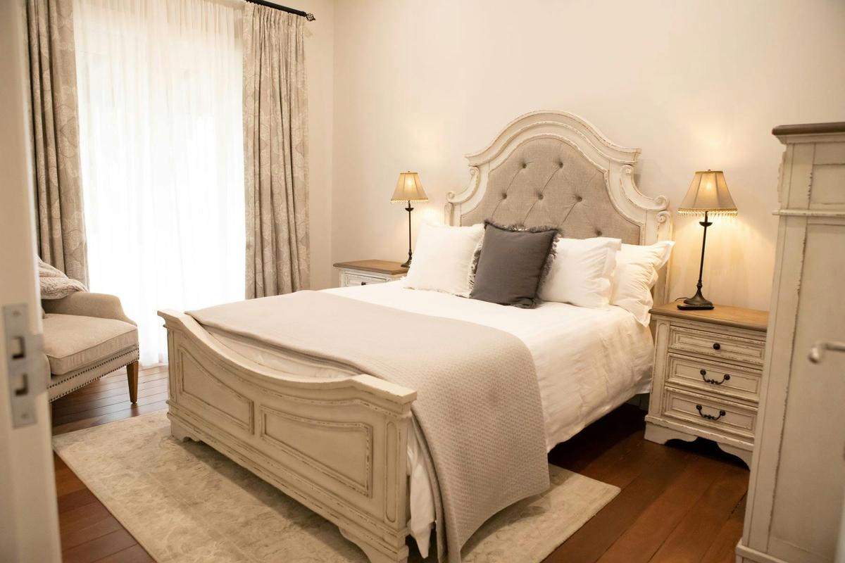 Fine Acres Estate - bedroom Indelicato suite