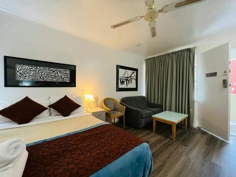 Glenelg Studio Apartment 31