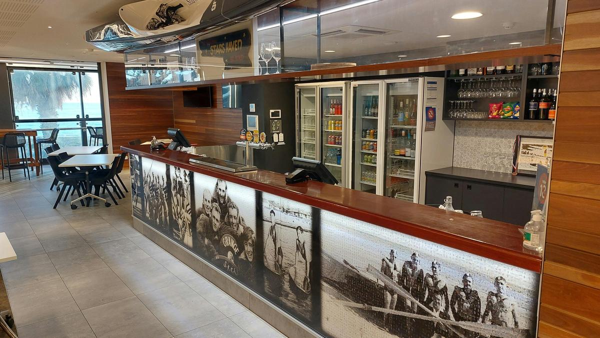 Fully licenced bar