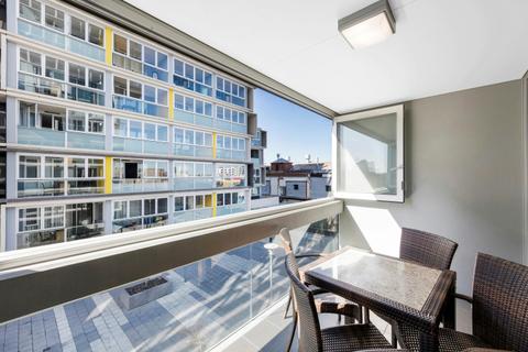 One Bedroom Apartment