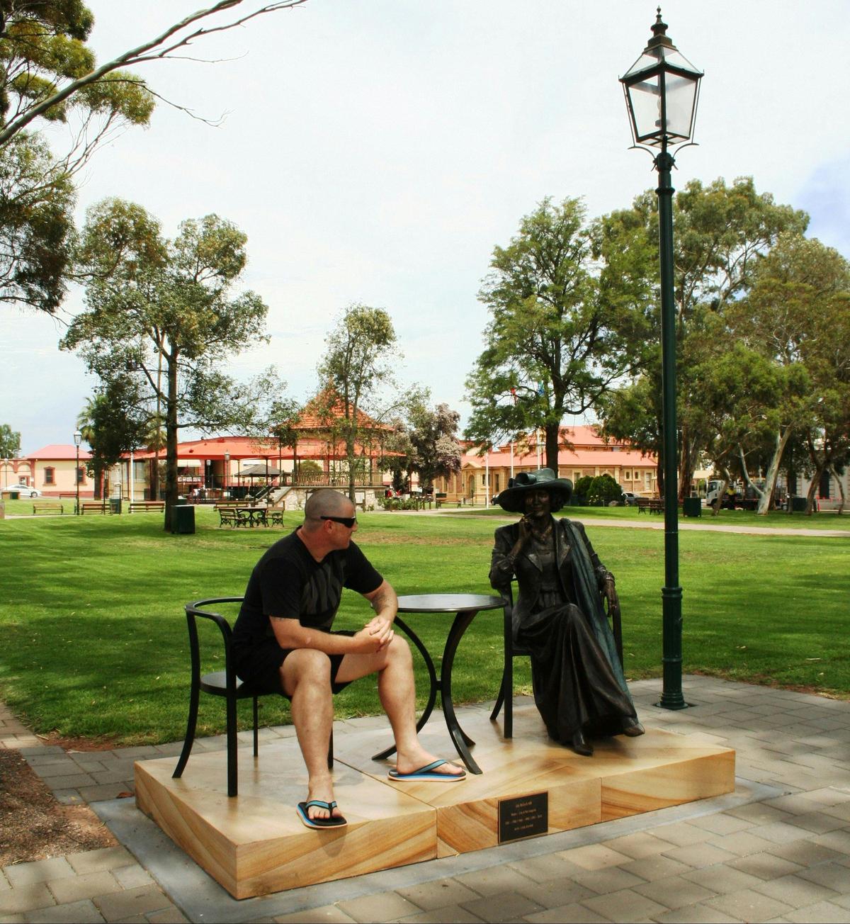 Gladstone Square