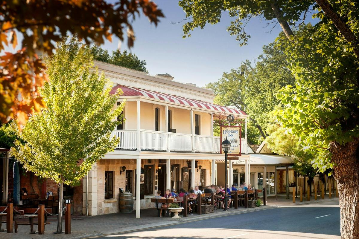 Hahndorf Main Street - The Hahndorf Inn