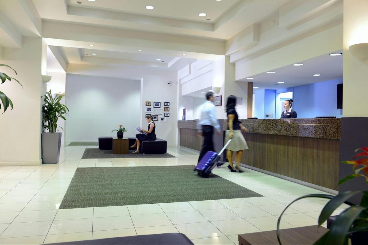 Mercure and ibis Styles Adelaide Grosvenor Hotel Lobby