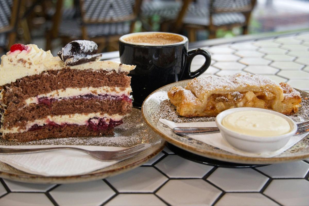 Kaffee and Kuchen Walking Tour - A Sweet Stroll through History