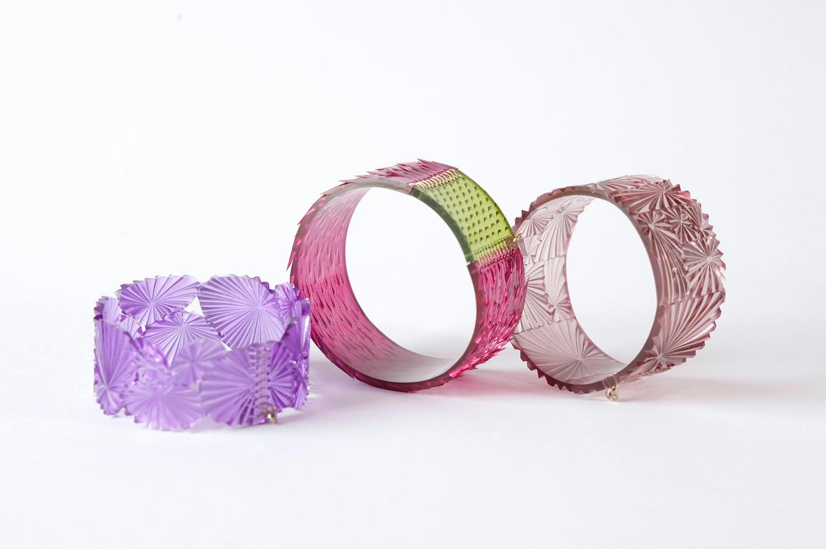 Kath Inglis works