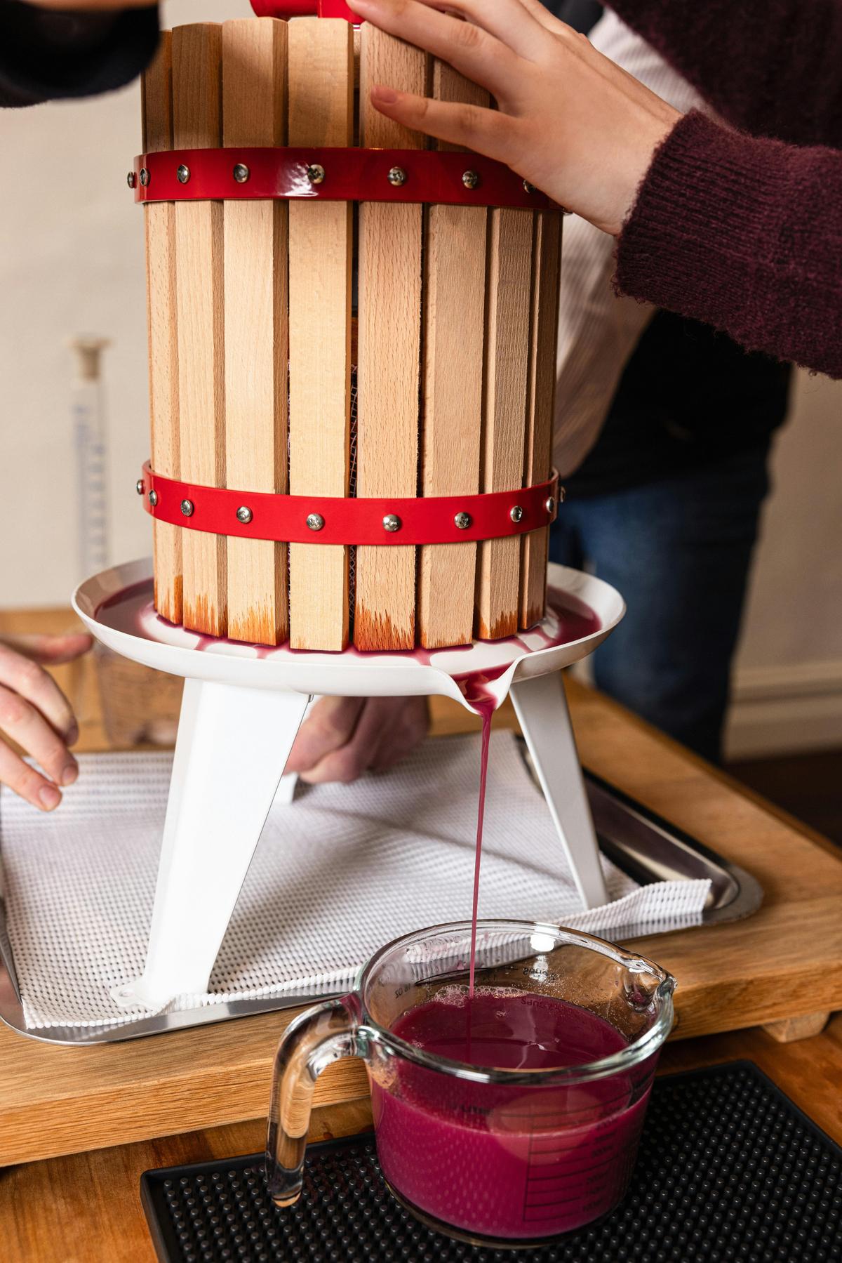 Basket Press