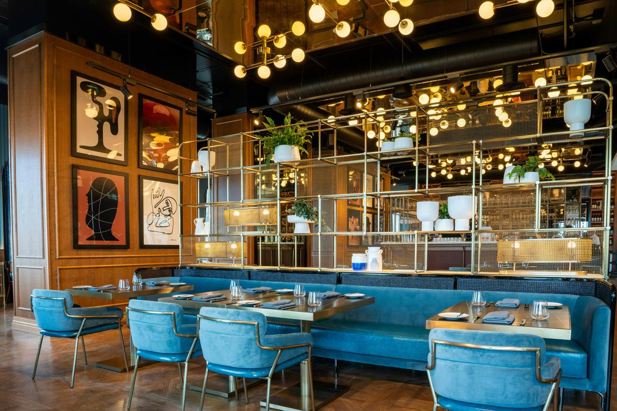 Garcon Bleu dining