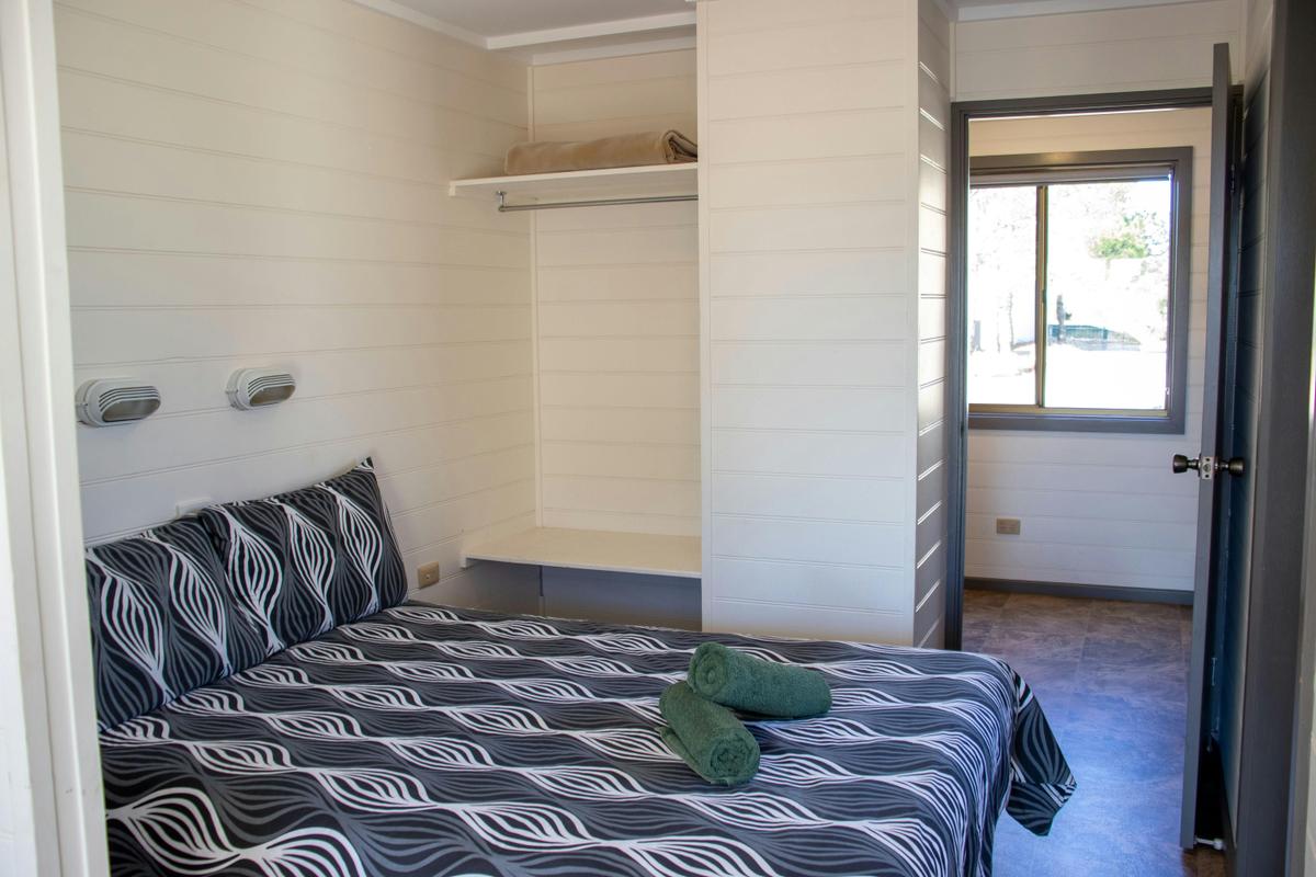 6 Berth Cabin