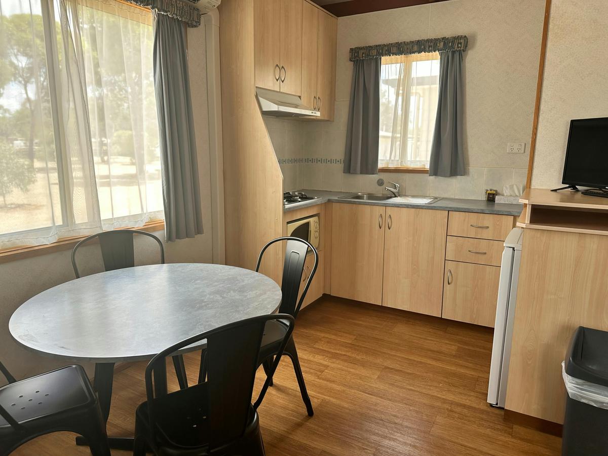 4 Berth Cabin