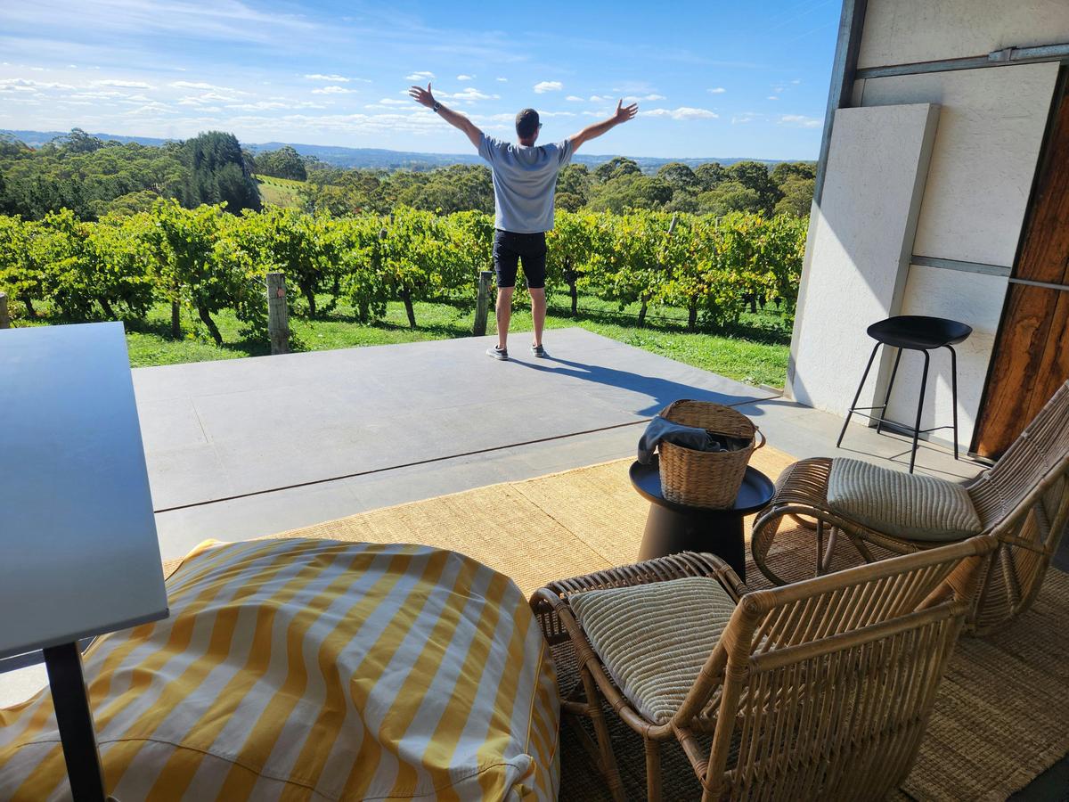 Helicopter Wine Hop Option 2: Eden Valley and Adelaide Hills | HELI LUNCH Signature Experience