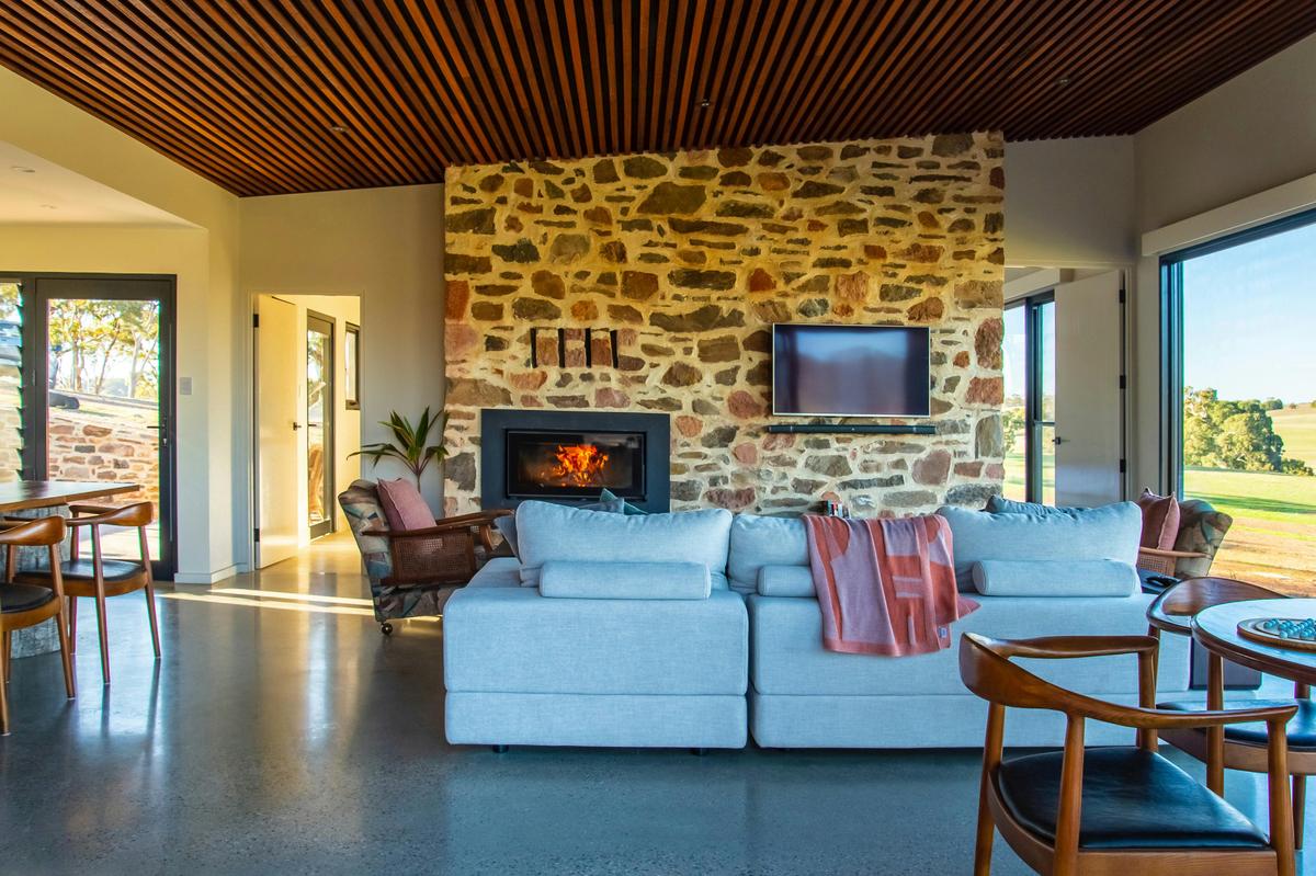 Living room with fire, underfloor heating and air-conditioning  and amazing view to the south