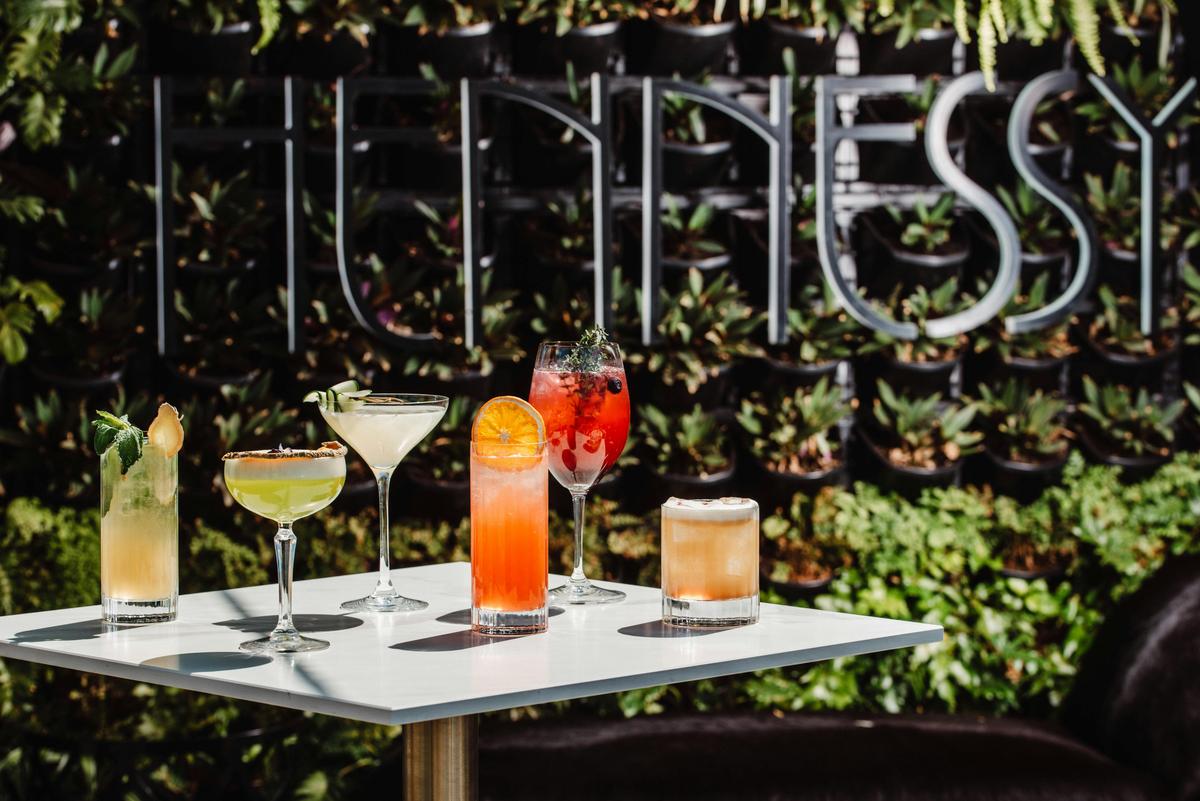 HENNESSY Rooftop Bar Cocktails