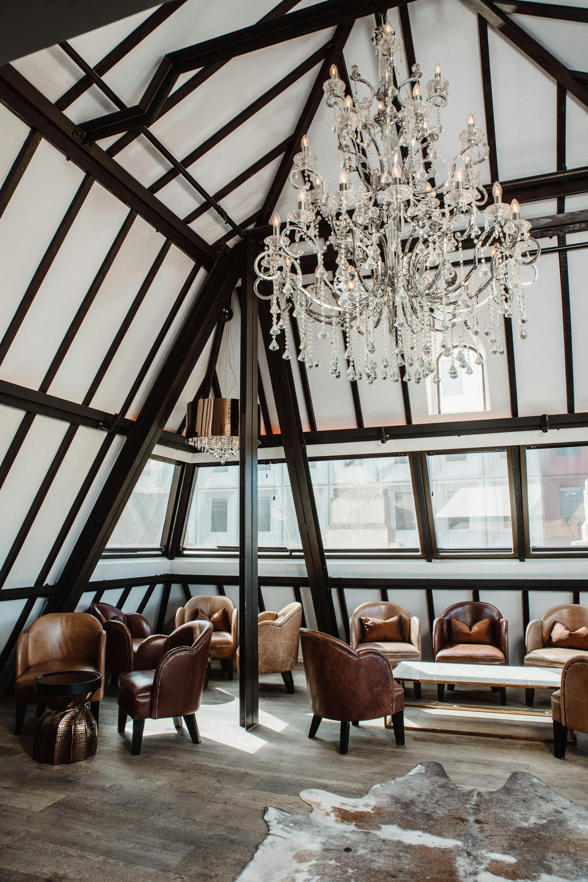 HENNESSY Rooftop Bar Lounge