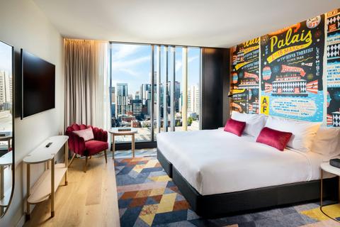 King Standard Room
