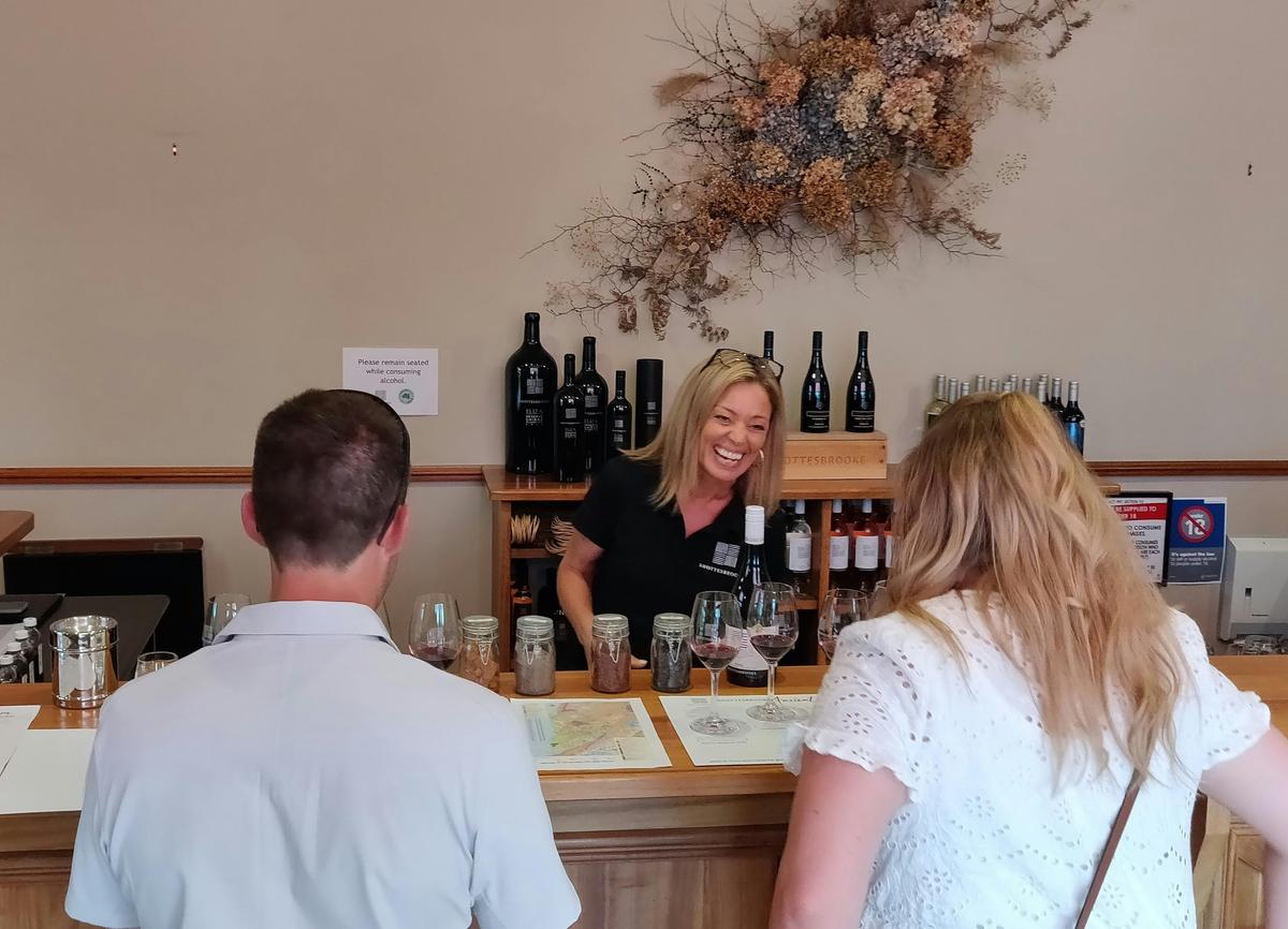 Flight and Lunch - The Currant Shed