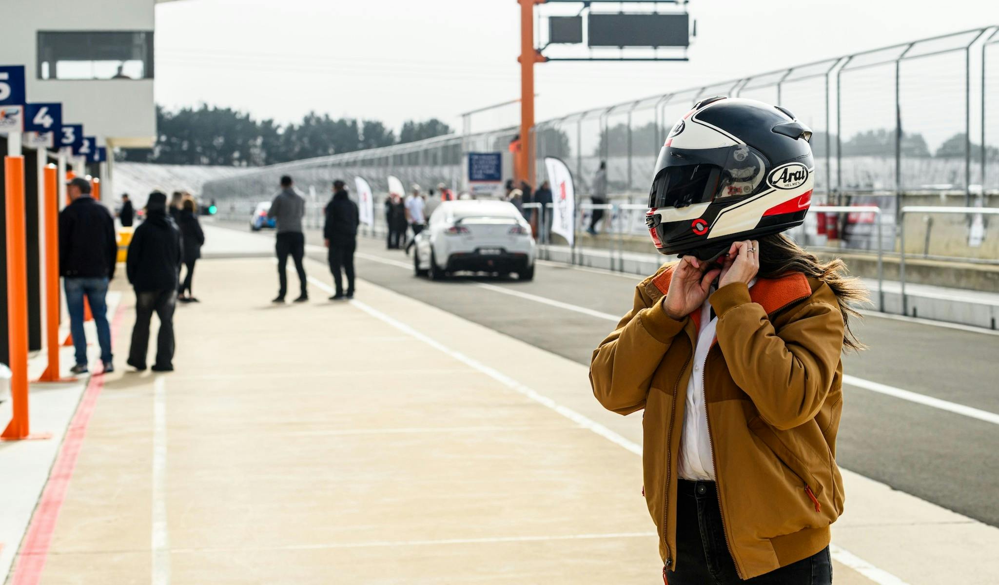 Track Day Club Pit Lane