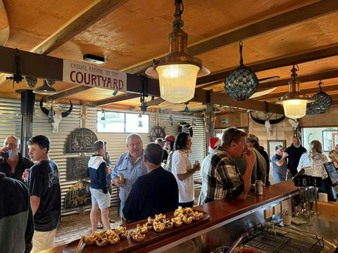 Hog Bay Saloon