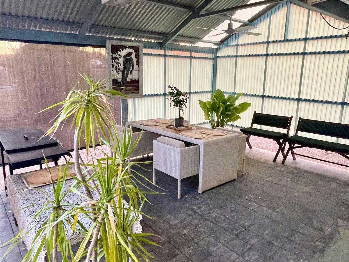 BBQ Area/Back Patio